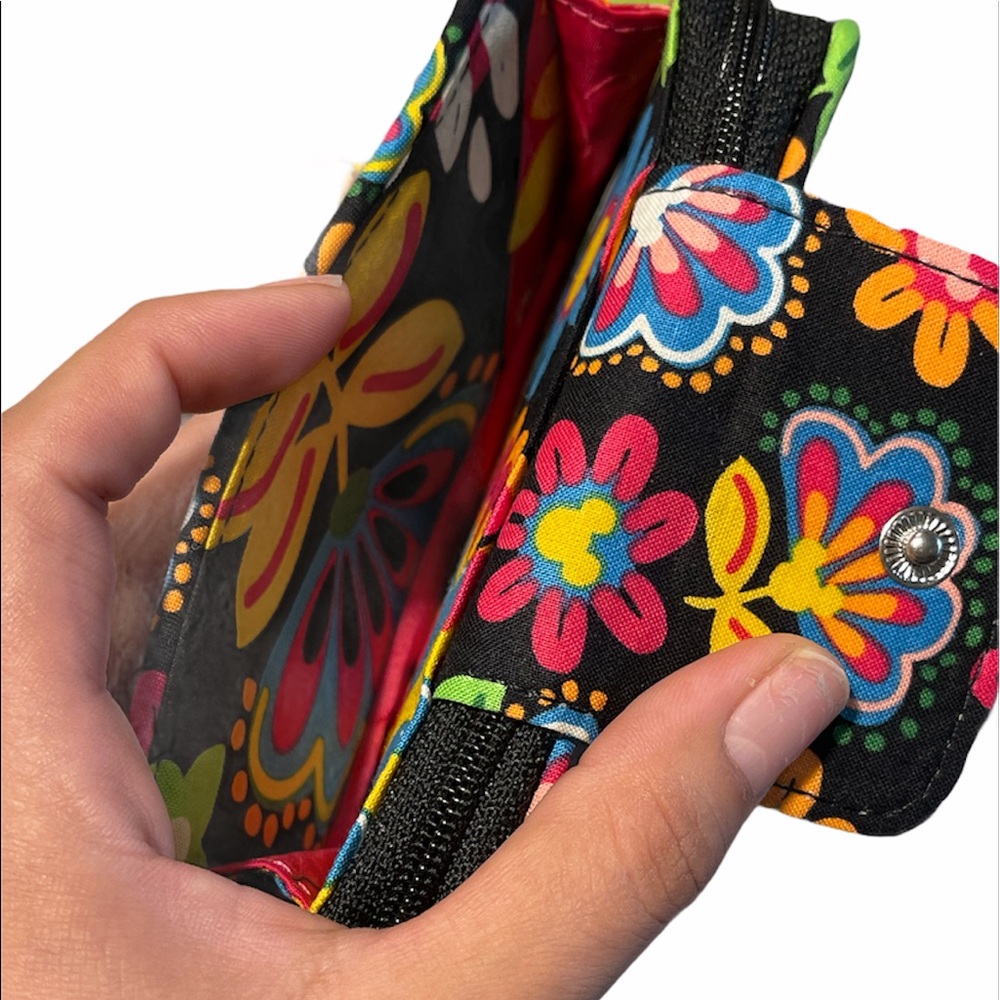 Disney x Vera Bradley Wristlet Wallet - Picture 4 of 4